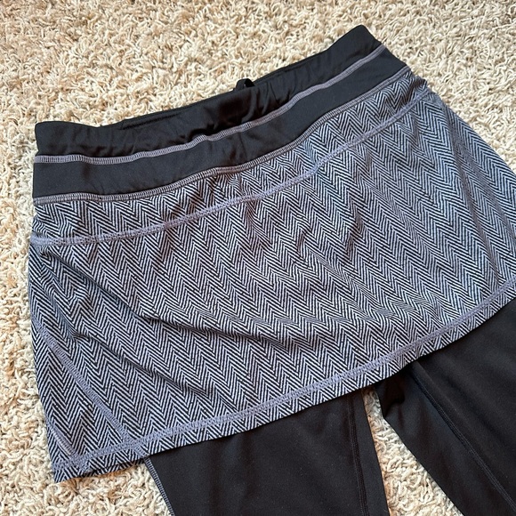 Athleta skirt leggings - Picture 2 of 7